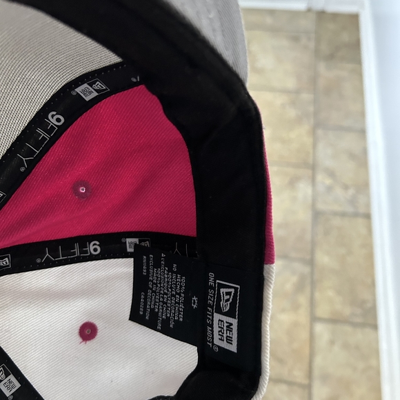 New Era 9Fifty Chicago Bulls Snapback - Picture 14 of 17